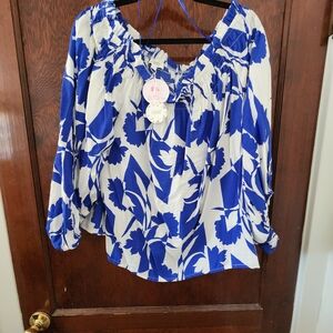 ODDY Blue and White Floral Blouse